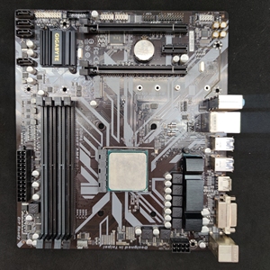 技嘉b450m ds3h主板,原装拆机,所有接口可正常使用