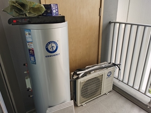 钮恩泰空气源热水器一套
