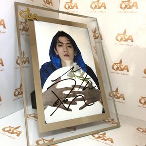 【正品】边伯贤亲笔签名照,带证书,含玻璃相框