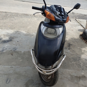 2006年五羊本田wh100t一h,机头流利,车况还过得去