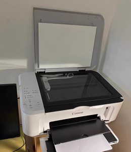 出售一台二手佳能3680打印机带墨盒,原价一千多的