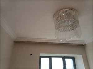 恒大专业做窗帘盒,粘石膏线