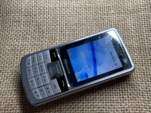 海信老年手机,电信卡,70一部吧,全新的,要用那种老款的手机