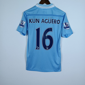 曼城主场阿圭罗球衣