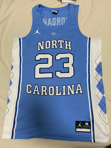 乔丹北卡ncaa球迷版刺绣球衣,品相不错m码衣长75胸围10