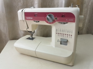 兄弟xl5600 家用电动缝纫机