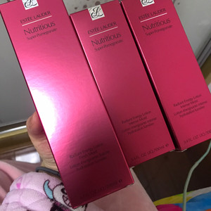 雅诗兰黛红石榴大红瓶爽肤水清爽型,我是双十一买的,买一送一