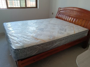 全友家居 优美科系列 13026 卧室床垫1.5米。只拆了包