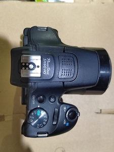 佳能sx60  射月相机    65倍光学变焦40信数码变焦