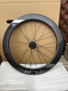 全新捷安特slr1碳纤维轮组后轮,全新原包装,只有后轮,碟刹