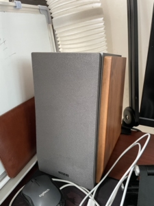 漫步者r1600tiii电脑音箱,一手京东自用无拆修没有任何