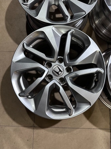 本田雅阁 十代原装17寸轮毂 实物拍摄