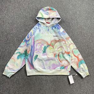 tb511562297淘宝supreme扎染连帽卫衣 穿过几次 有点起球 不太影响0