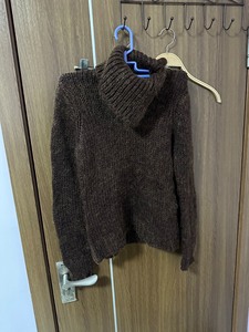 bossini堡狮龙165/85女士毛衣！几乎全新、购于哈尔