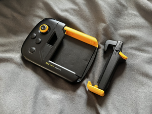 影刺黄蜂和平精英吃鸡神器电容手柄按键安卓苹果通轩浩峰50