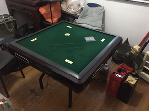 家用名冠牌斗地主自动发牌机,另一台雀友的!九成新,1400元