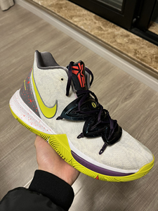 nike 耐克 kyrie5欧文5凯里欧文5代篮球鞋 曼巴精