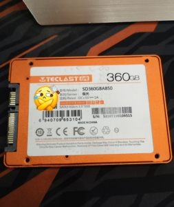 台电360g固态硬盘a850,成色不错,状态极佳,正常使用中
