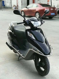 二手摩托车,踏板车,女装车二手摩托车五羊本田三代优酷电喷11