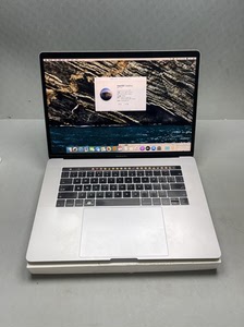 苹果闲置 macbookpro 17款15寸1677512g深