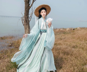 宴山亭原创传统汉服女新品【青君】交领大袖齐腰裙套装