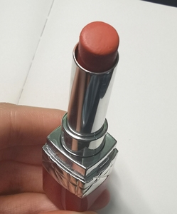 000人付款淘宝官网450购入dior迪奥限量版千鸟格浮雕膏体口红,过了