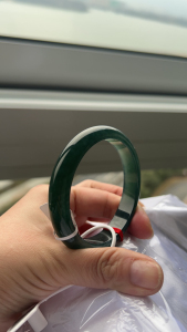 木那老蓝水雪花棉正圈翡翠手镯,圈口57.4带证书完美镯带双眼