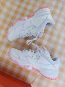 耐克鞋子36码,网球鞋乒乓球鞋,98新,专柜买的绝对保真,可_阿里巴巴找