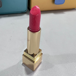 圣罗兰牛血色口红