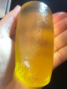 新疆罗布泊托帕石原石 搬家腾地方闲置清货