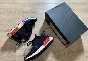 阿迪达斯三叶草nmd初代og红蓝,男款40.5码,购买于专卖