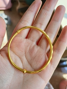 全新 老凤祥足金实心手镯,23克,有发票.