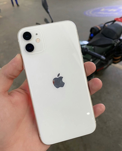 自己用的手机,一直闲置,现在急售苹果 iphone11白色国