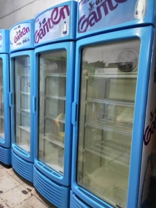 89成新百岁山,景田单门展示柜,750-850元广东省内包邮