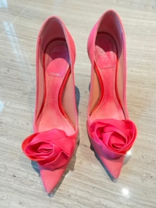 dior高跟鞋 玫粉色花朵高跟鞋  8.5cm 很夏天很好看
