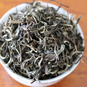 困鹿山古树茶