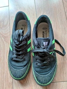 42码回力足球运动胶鞋.