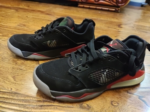 耐克aj mars 270low黑红迷彩色,40码9成新正品