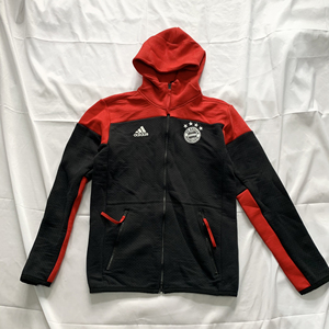 阿迪达斯男款拜仁足球外套fcb zne fr3961拉链口袋