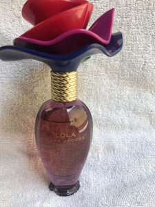 lola香水