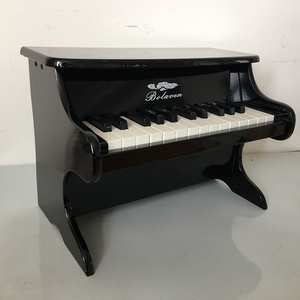比hape小钢琴更有质感的出口德国小钢琴
