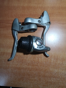 内三速转把变速器加一副铝合金刹车把(包邮)