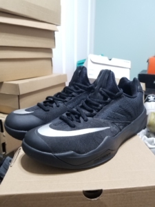 耐克哈登十字军篮球鞋run the one 41码 黑银 尺