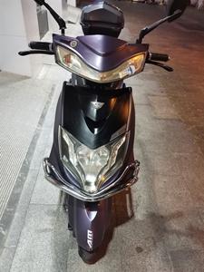 72伏2oa爱玛家用一手迅鹰款九成新的电动车,去年六月份才买