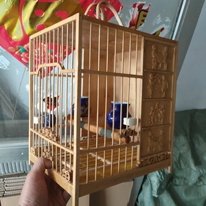上海雕刻画眉板笼二号笼,23*27高30品相还可以,用过几天