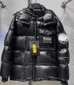 moncler/蒙口黑色羽绒服,闪电羽绒服,藤原浩联名 5码