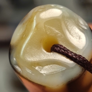 藏传千年至纯天珠断珠九眼页岩玛瑙玉髓藏地传承千年供养肉质肥厚