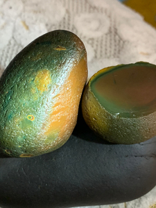 滦河玉,滦河碧玉原石,适合雕刻手玩,喜欢