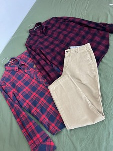 闲置长袖衬衫两件休闲裤一条，都是太平鸟剪标，八九新的无瑕疵破