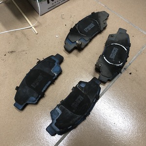 飞度刹车片毅丰